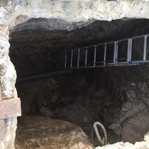 Затащили новую трубу ливнёвки через котлован